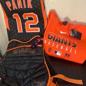 Néw Nike Giants hoodie size large + 2 gently used backpacks (men or women)